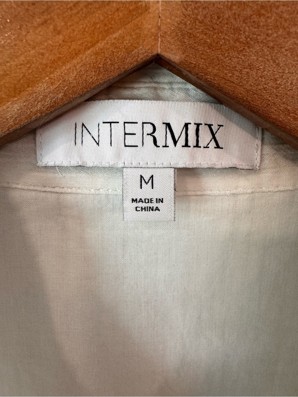 INTERMIX White Sleeveless Tie-Front Button Down Shirt Size M - Picture 3 of 7